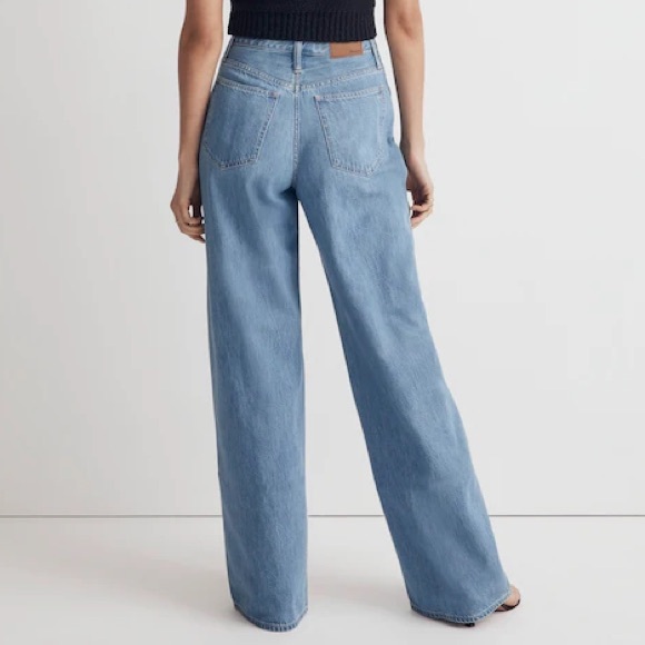 MADEWELL Superwide Leg Jeans in Medium Wash - Size 23 - Picture 2 of 14